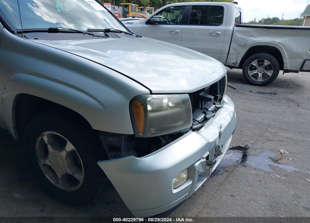 2008 CHEVROLET TRAILBLAZER LT VIN: 1GNDT13S982119006