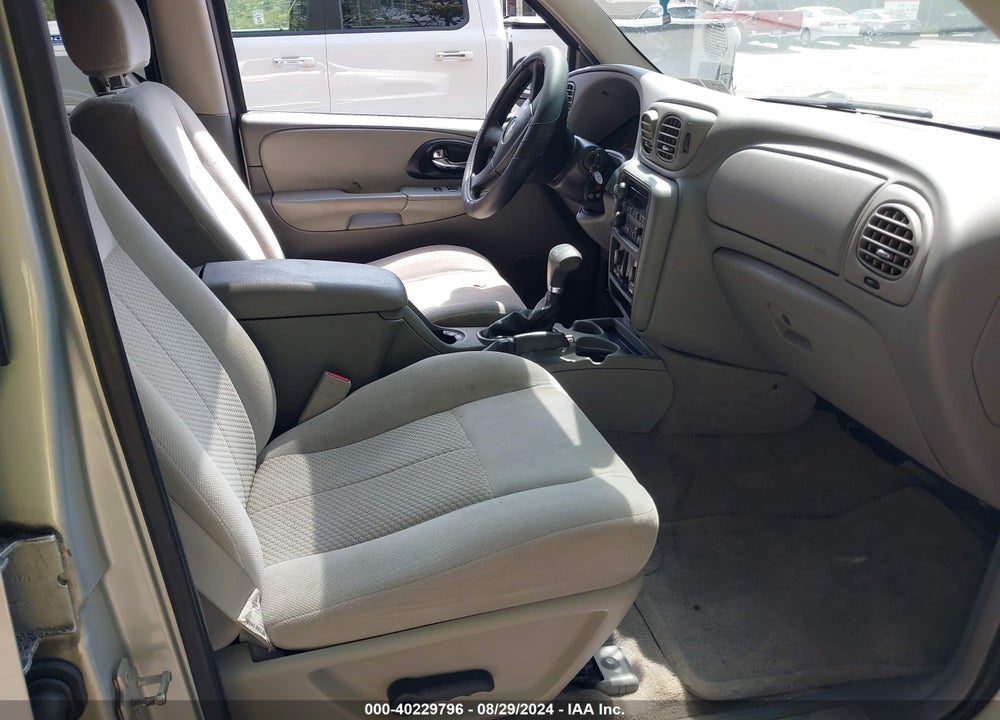 2008 CHEVROLET TRAILBLAZER LT VIN: 1GNDT13S982119006
