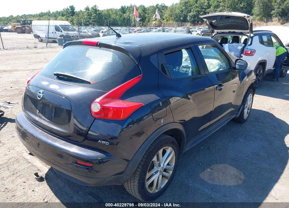 2011 NISSAN JUKE S VIN: JN8AF5MV0BT014461