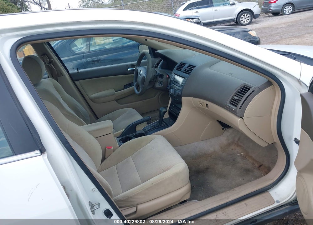 2003 HONDA ACCORD 2.4 LX VIN: 1HGCM56383A108771