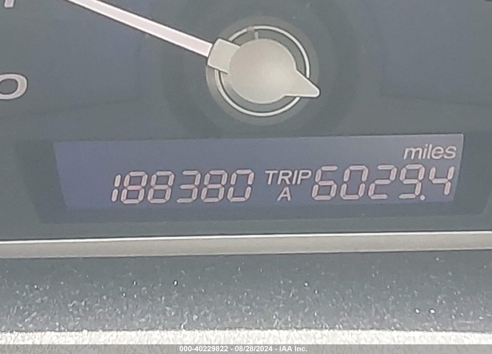 2011 HONDA CIVIC LX VIN: 2HGFA1F55BH550049