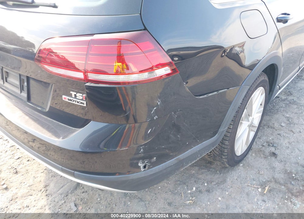 2018 VOLKSWAGEN GOLF ALLTRACK TSI S/TSI SE VIN: 3VWM17AU9JM762036