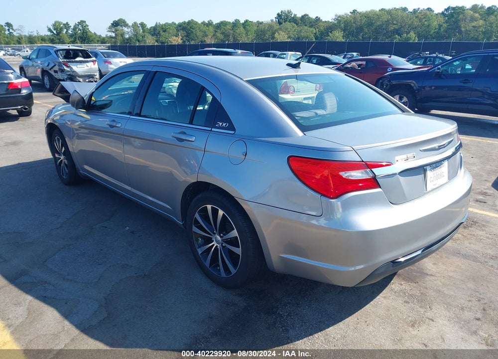 2013 CHRYSLER 200 TOURING VIN: 1C3CCBBB2DN542213