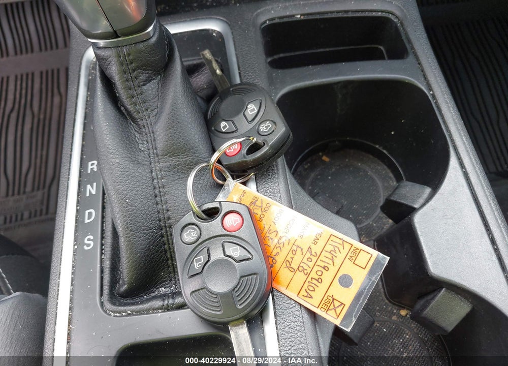 2018 FORD ESCAPE SEL VIN: 1FMCU0HD4JUC03536