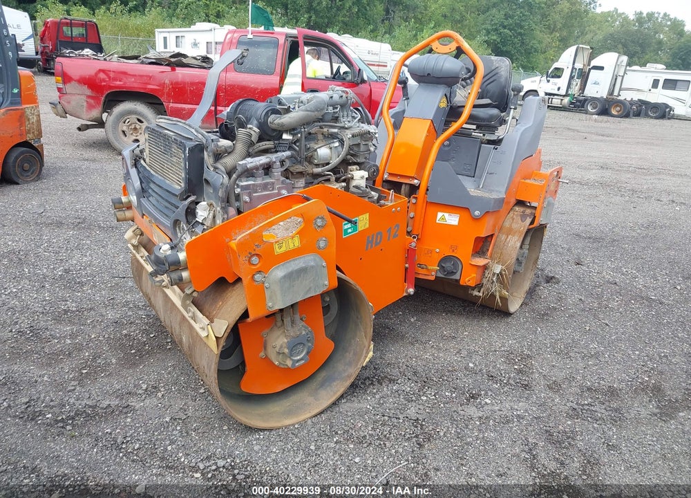 2020 HAMM HD12VV COMPACTOR VIN: H230KHAA04228