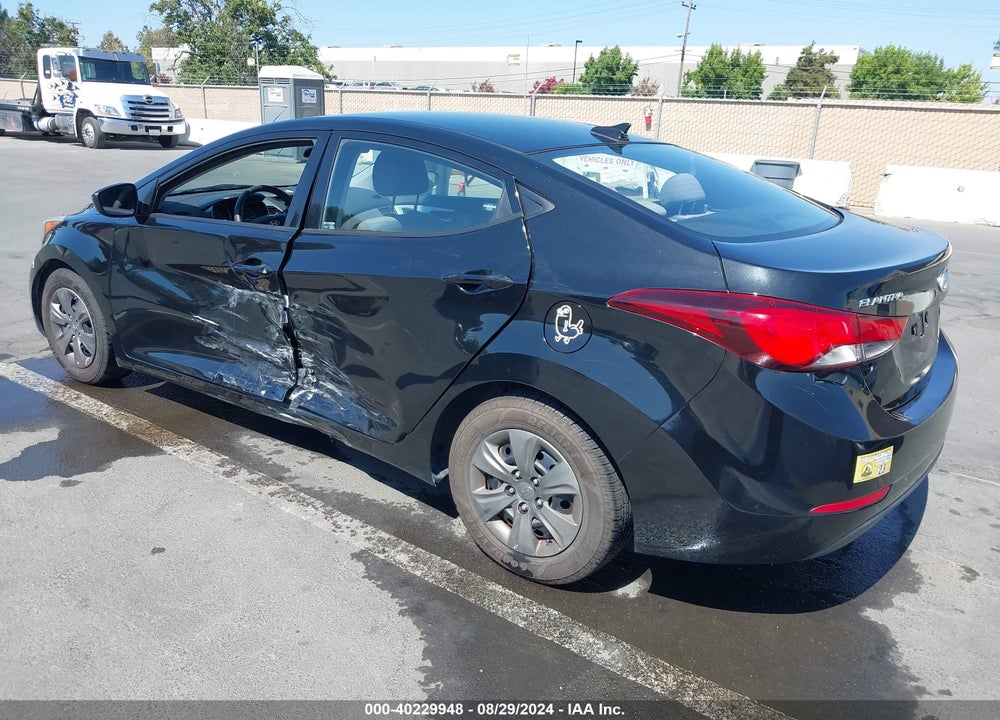 2016 HYUNDAI ELANTRA SE VIN: 5NPDH4AE4GH699755