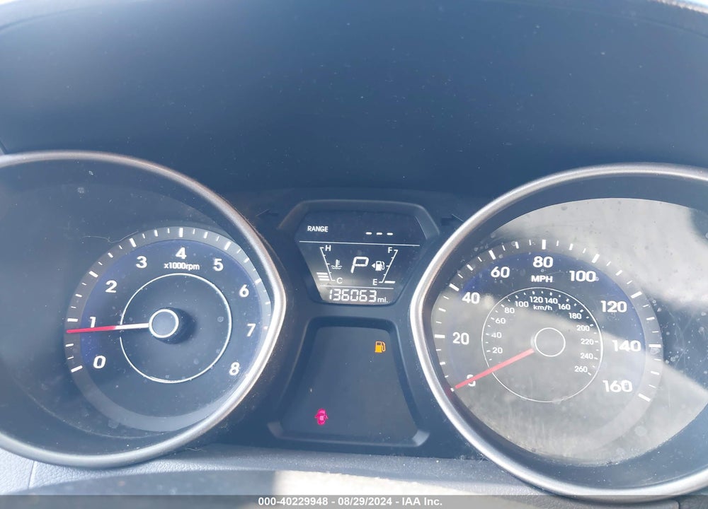 2016 HYUNDAI ELANTRA SE VIN: 5NPDH4AE4GH699755