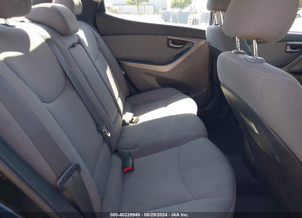 2016 HYUNDAI ELANTRA SE VIN: 5NPDH4AE4GH699755