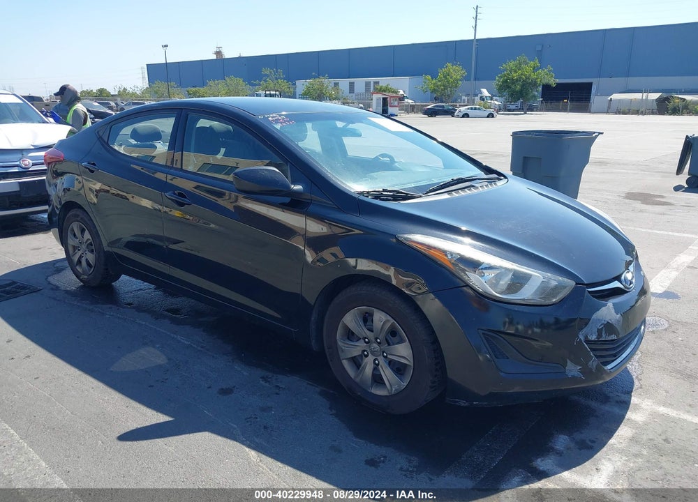 2016 HYUNDAI ELANTRA SE VIN: 5NPDH4AE4GH699755