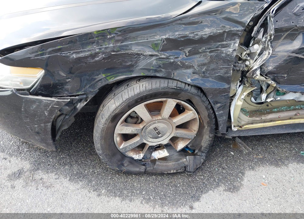 2009 LINCOLN MKZ VIN: 3LNHM26T69R605475
