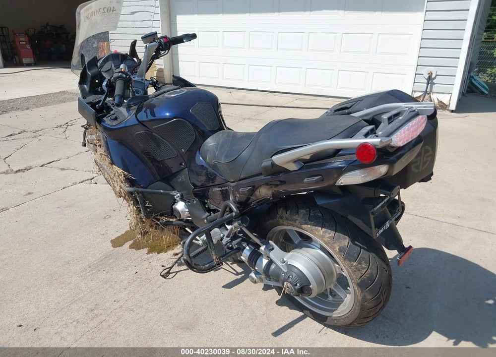 2010 KAWASAKI ZG1400 C VIN: JKBZGNC11AA003740