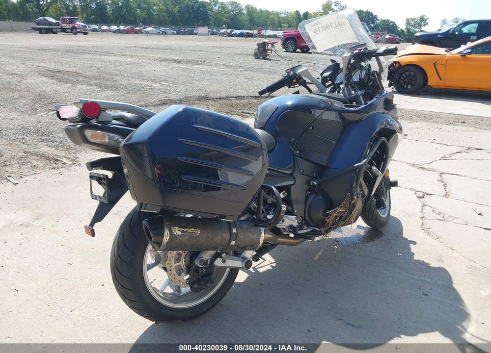 2010 KAWASAKI ZG1400 C VIN: JKBZGNC11AA003740