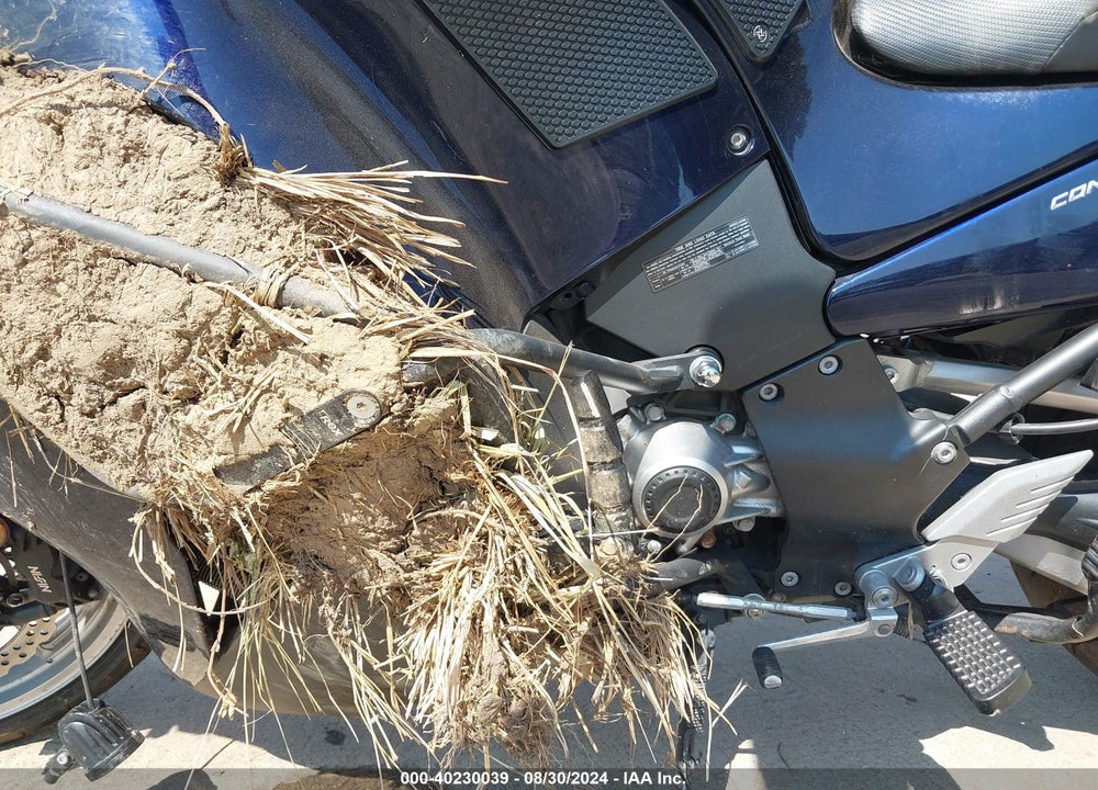 2010 KAWASAKI ZG1400 C VIN: JKBZGNC11AA003740