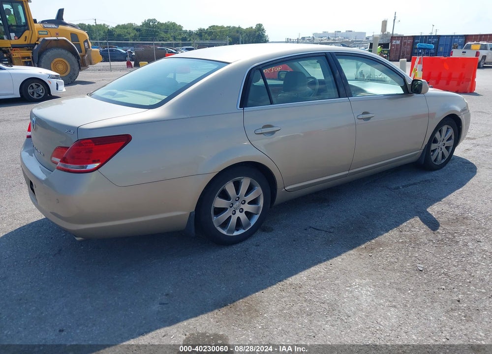 2005 TOYOTA AVALON XLS VIN: 4T1BK36B55U002240