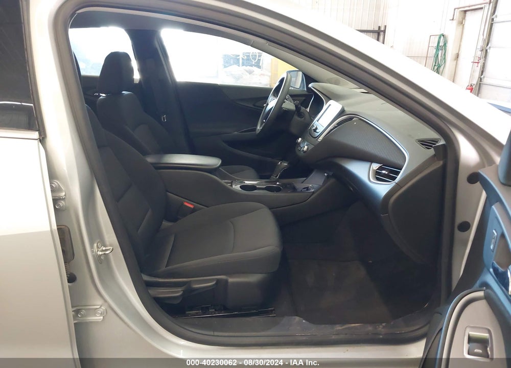 2018 CHEVROLET MALIBU 1FL VIN: 1G1ZC5ST0JF214996