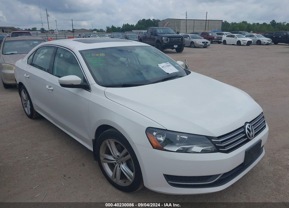 2014 VOLKSWAGEN PASSAT 1.8T SE VIN: 1VWBT7A38EC058135