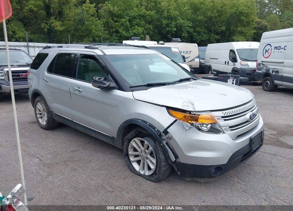 2013 FORD EXPLORER XLT VIN: 1FM5K8D81DGA26985