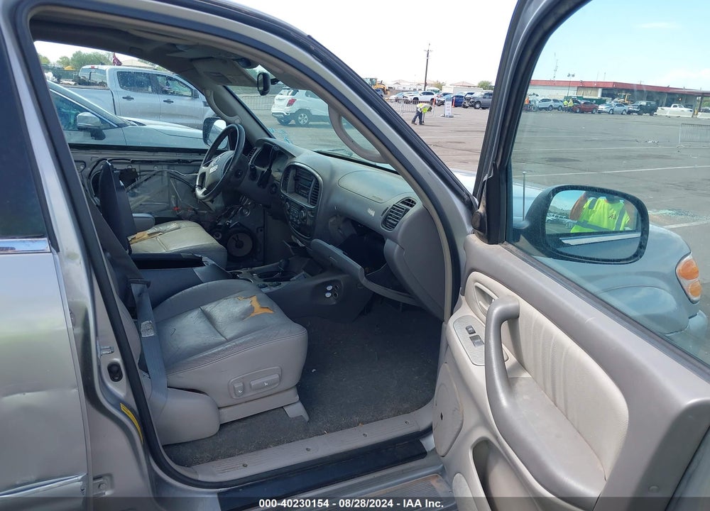 2004 TOYOTA SEQUOIA LIMITED V8 VIN: 5TDBT48A74S223546