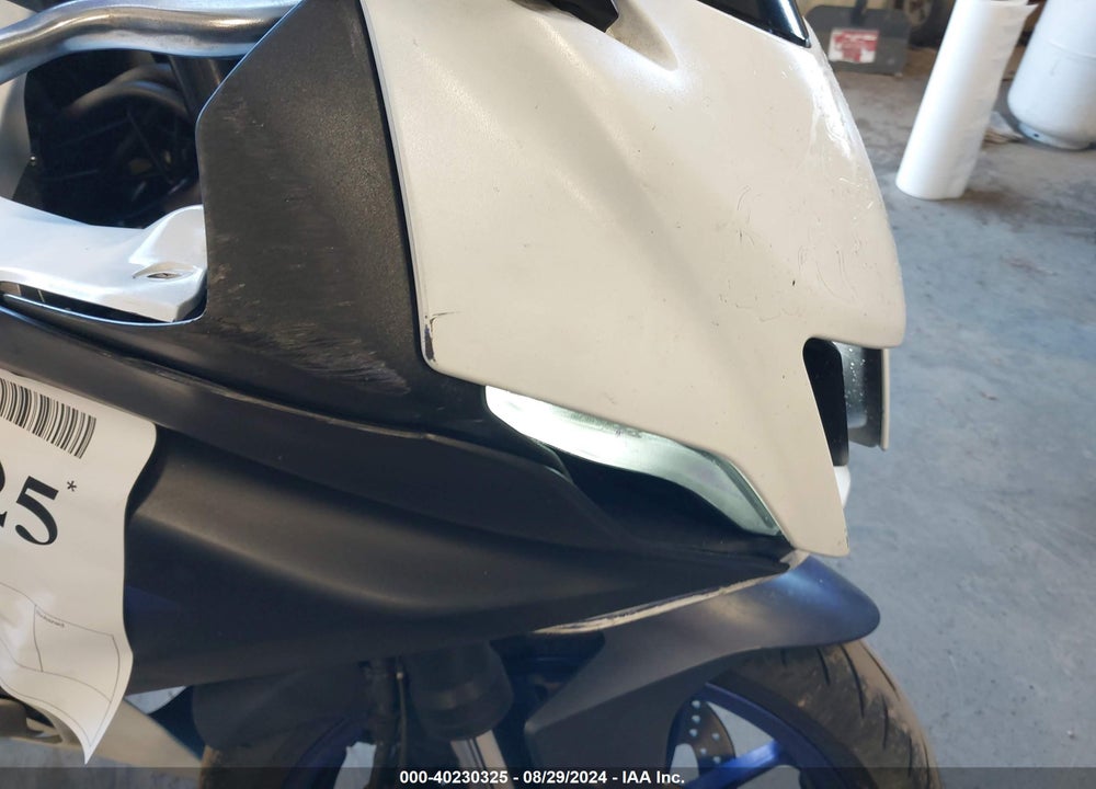 2023 YAMAHA YZFR7 VIN: JYARM38E0PA007401