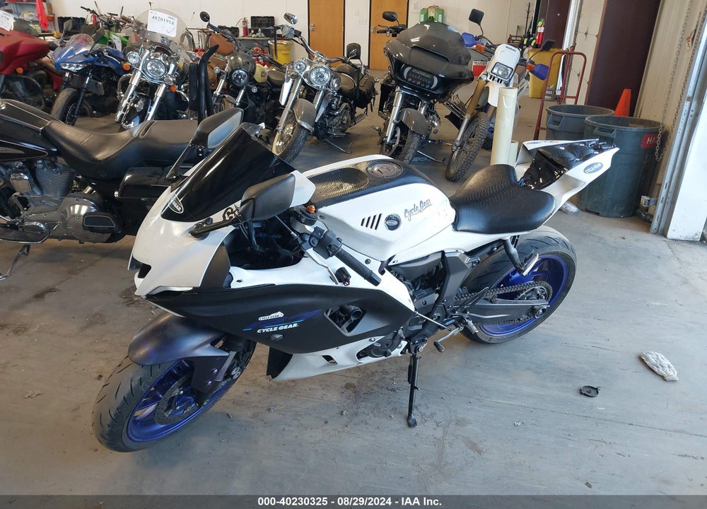2023 YAMAHA YZFR7 VIN: JYARM38E0PA007401