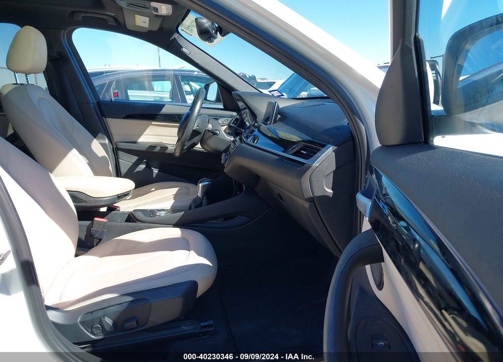 2018 BMW X1 SDRIVE28I VIN: WBXHU7C35J5L05457