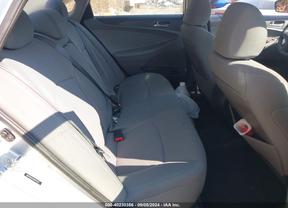 2013 HYUNDAI SONATA GLS VIN: 5NPEB4AC1DH615522