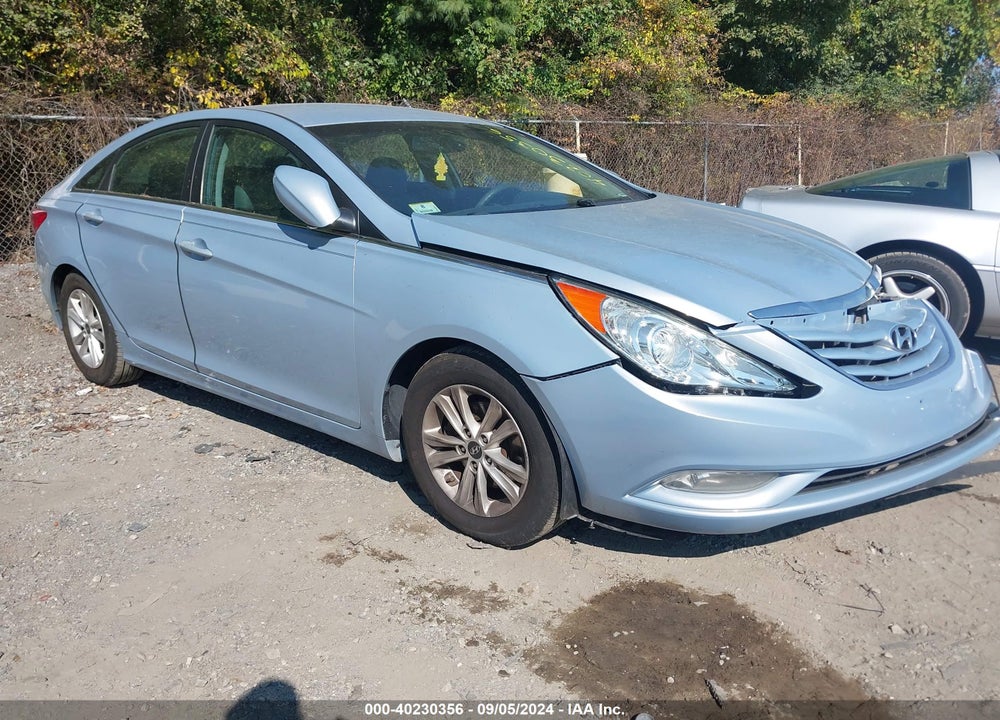 2013 HYUNDAI SONATA GLS VIN: 5NPEB4AC1DH615522
