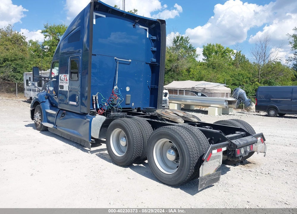 2020 KENWORTH T680 VIN: 1XKYDP9XXLJ346477
