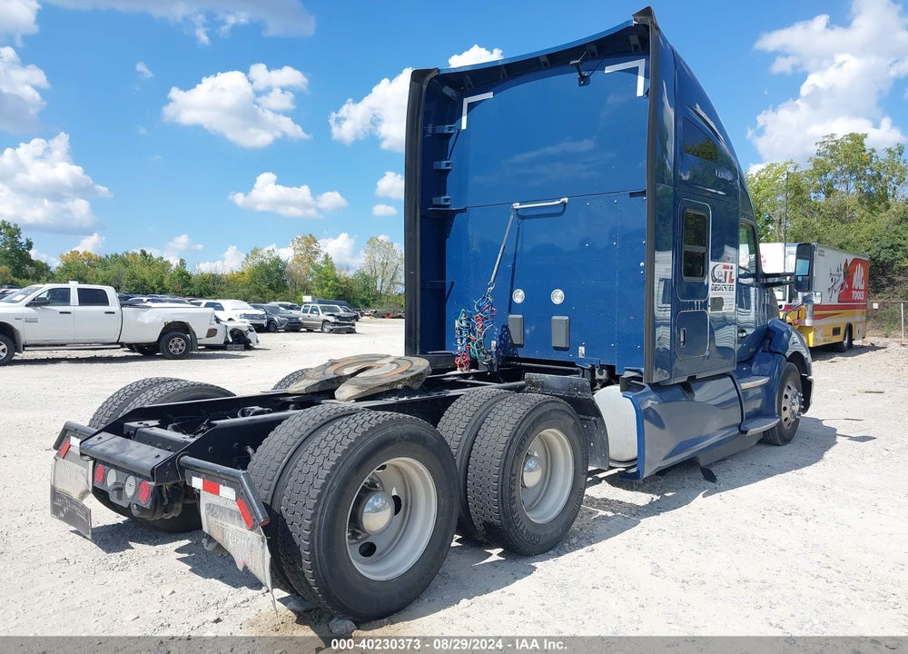 2020 KENWORTH T680 VIN: 1XKYDP9XXLJ346477