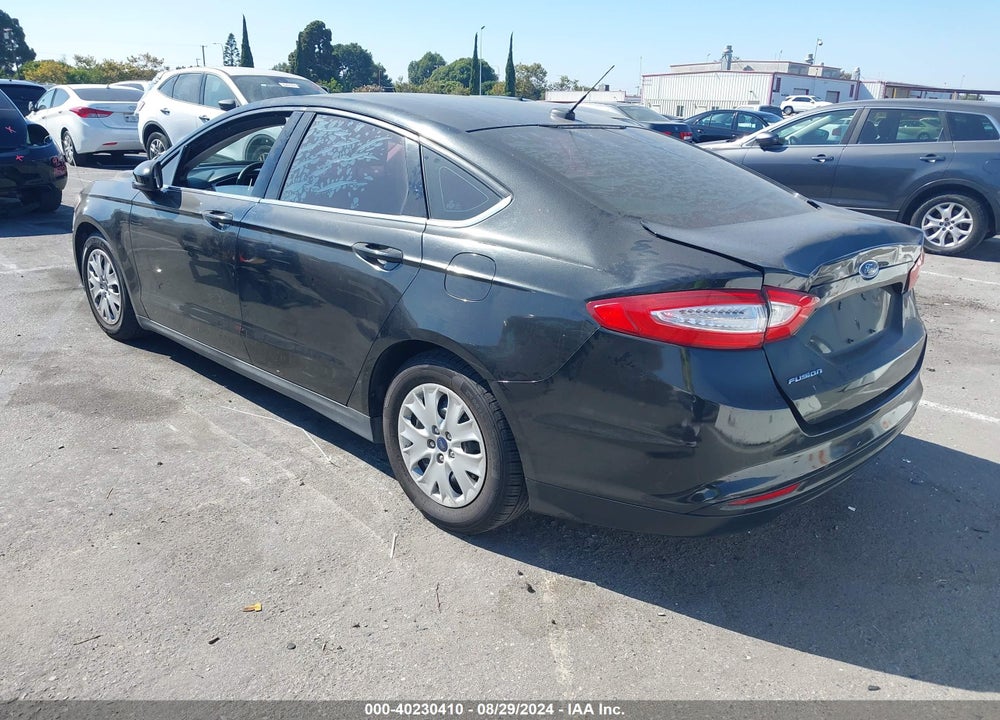 2013 FORD FUSION S VIN: 3FA6P0G7XDR296858