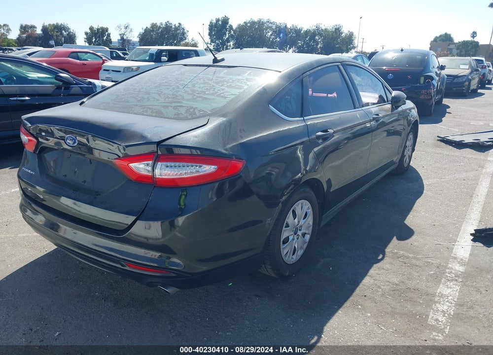 2013 FORD FUSION S VIN: 3FA6P0G7XDR296858