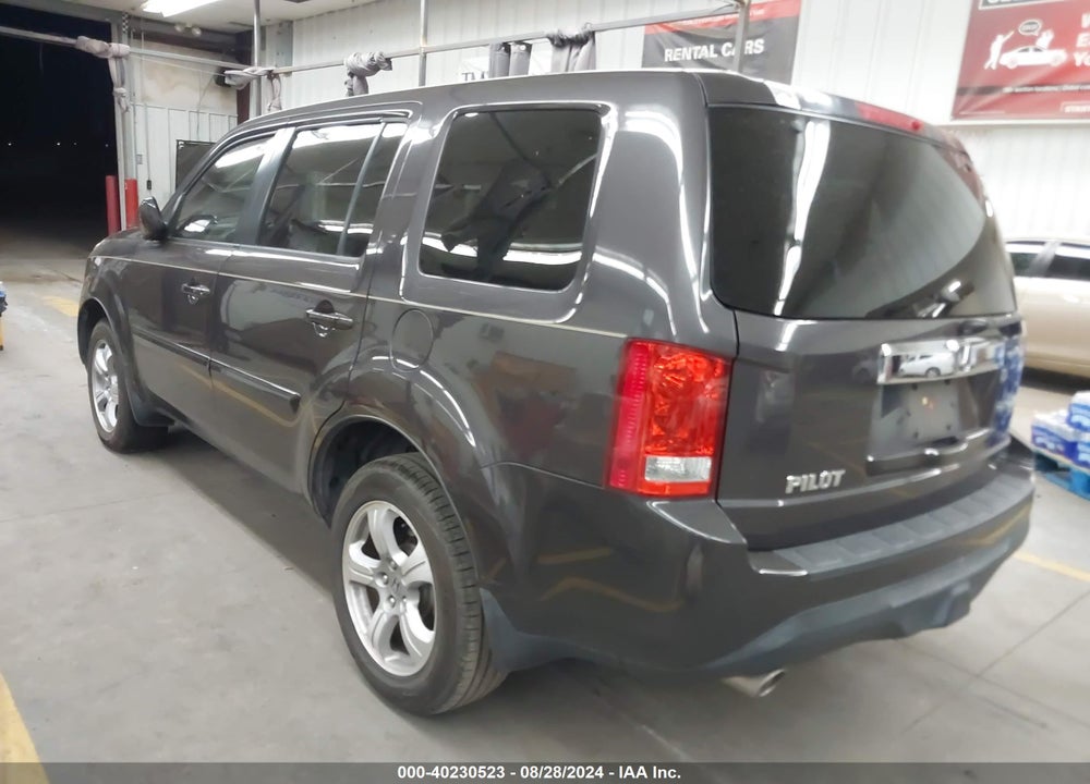 2013 HONDA PILOT EX VIN: 5FNYF3H44DB018857