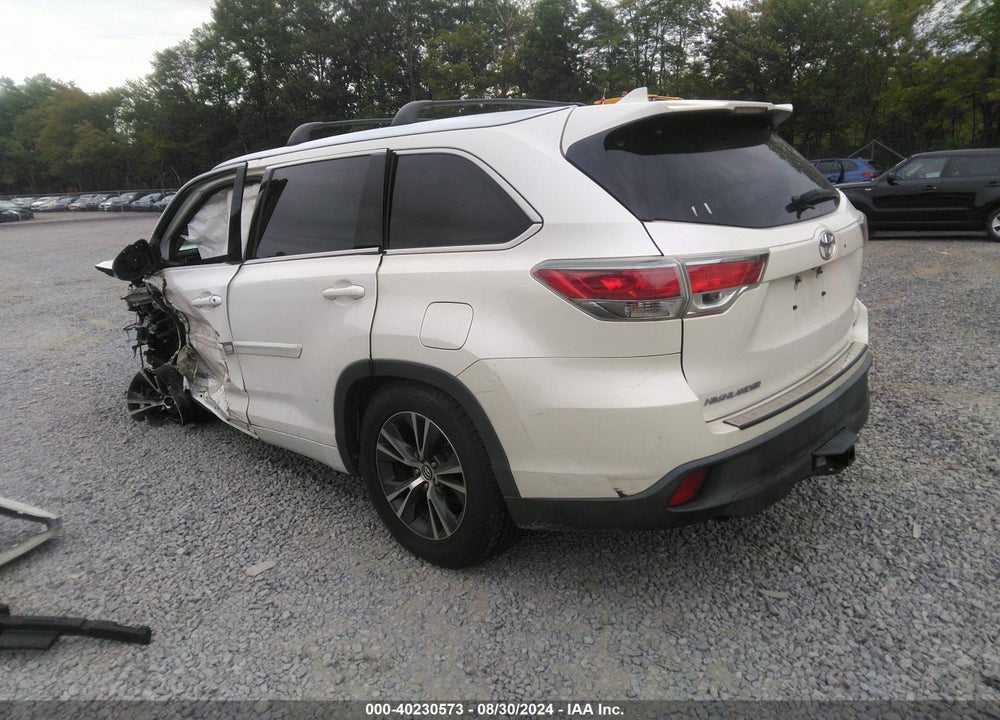2016 TOYOTA HIGHLANDER XLE V6 VIN: 5TDKKRFH9GS175388