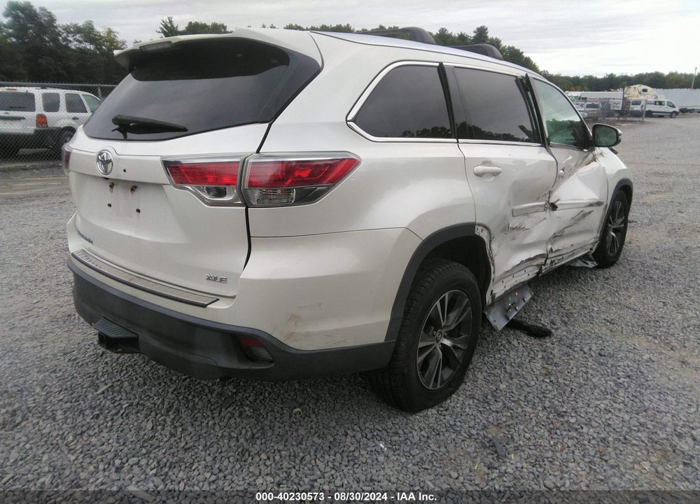 2016 TOYOTA HIGHLANDER XLE V6 VIN: 5TDKKRFH9GS175388