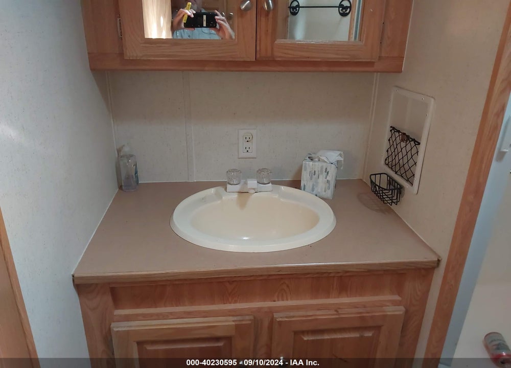 2004 OTHER --- VIN: 43B88312941006559