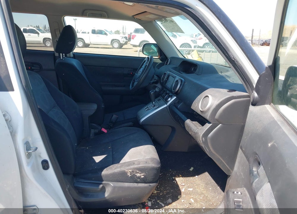 2012 SCION XB VIN: JTLZE4FEXCJ006426