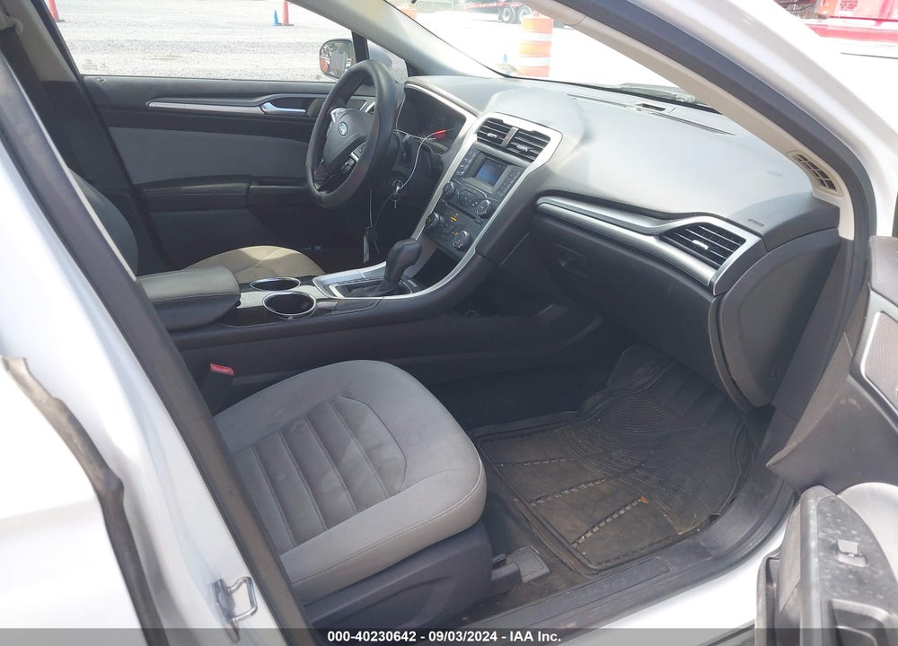2013 FORD FUSION S VIN: 3FA6P0G71DR126968