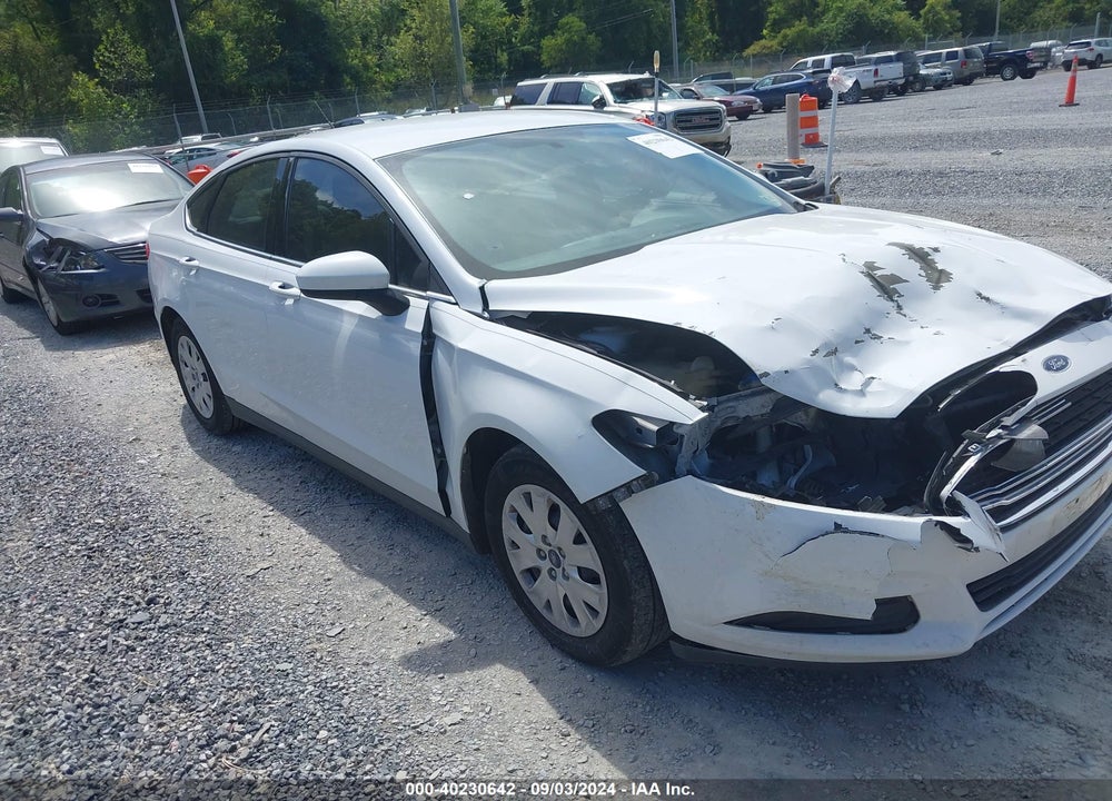 2013 FORD FUSION S VIN: 3FA6P0G71DR126968