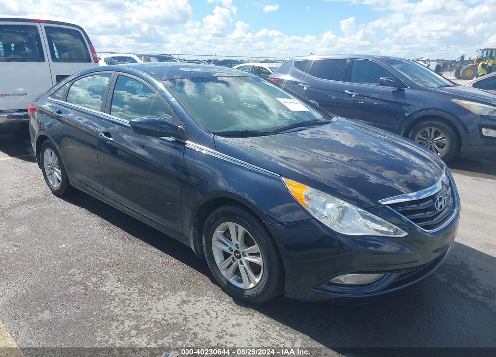 2013 HYUNDAI SONATA GLS VIN: 5NPEB4AC7DH723269