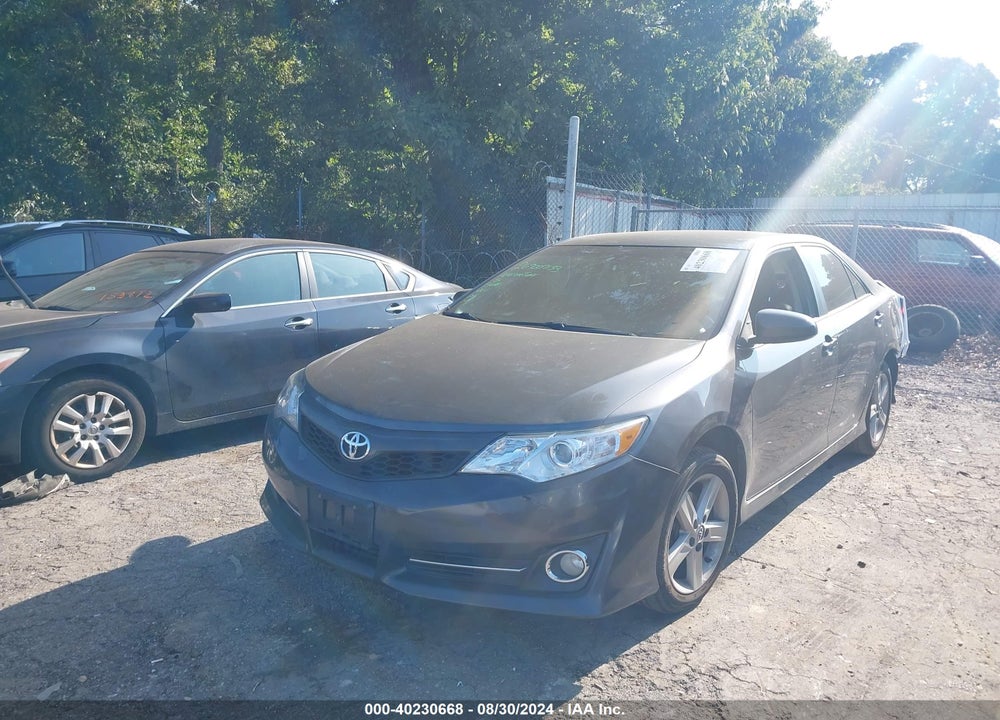 2014 TOYOTA CAMRY SE VIN: 4T1BF1FK3EU376872