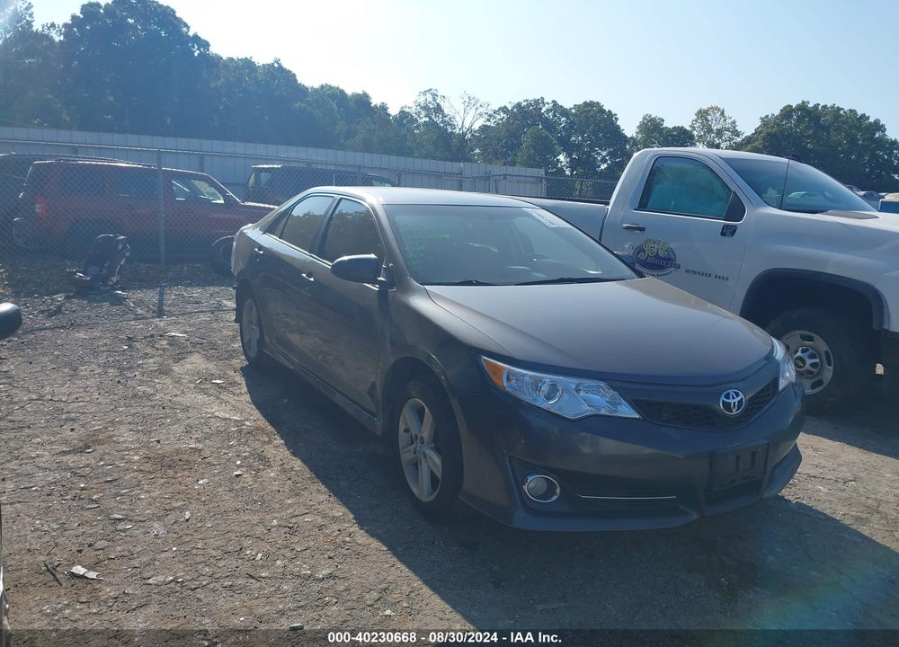 2014 TOYOTA CAMRY SE VIN: 4T1BF1FK3EU376872