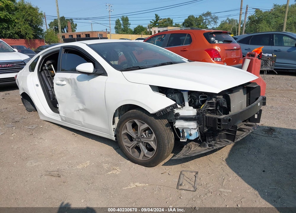 2021 KIA FORTE LXS VIN: 3KPF24AD7ME288819