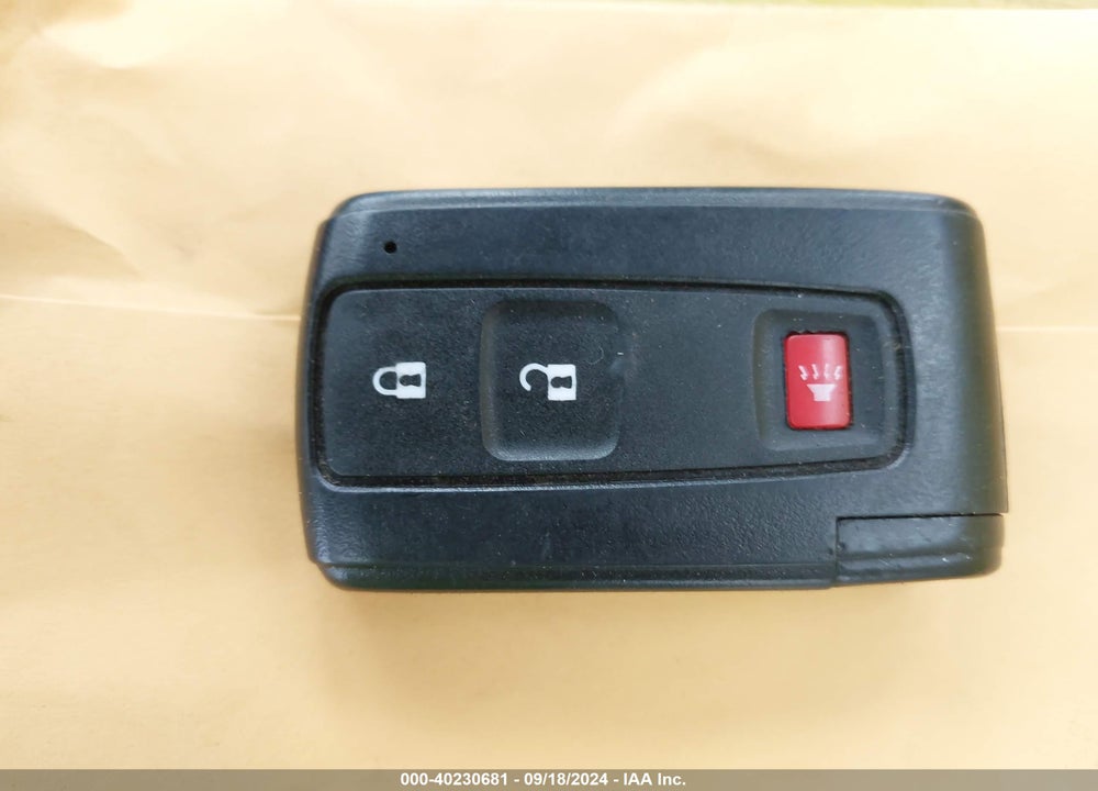 2009 TOYOTA PRIUS VIN: JTDKB20U397863526