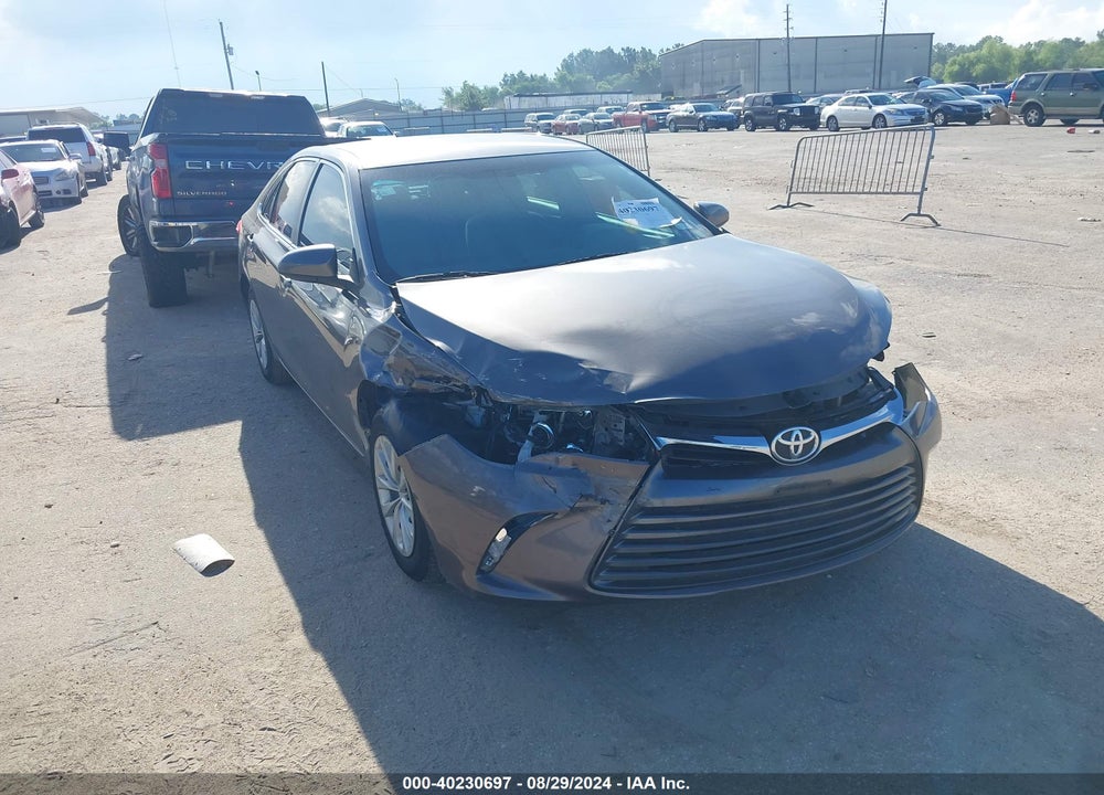 2017 TOYOTA CAMRY LE VIN: 4T1BF1FKXHU285781