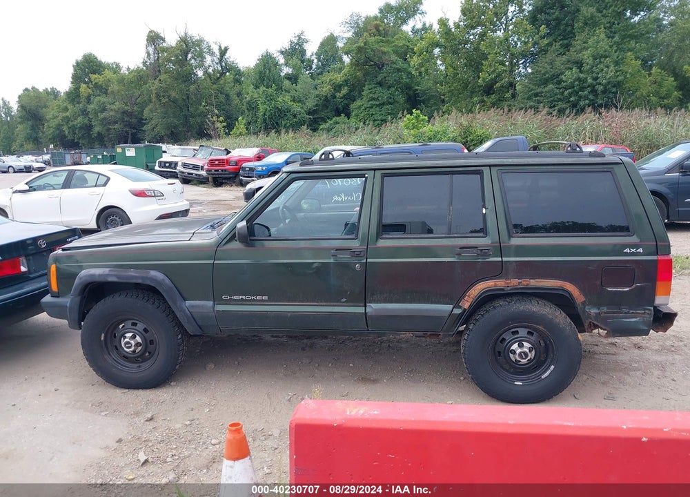 1998 JEEP CHEROKEE SUV (4 DOOR) VIN: 1J4FJ68B7WL130455