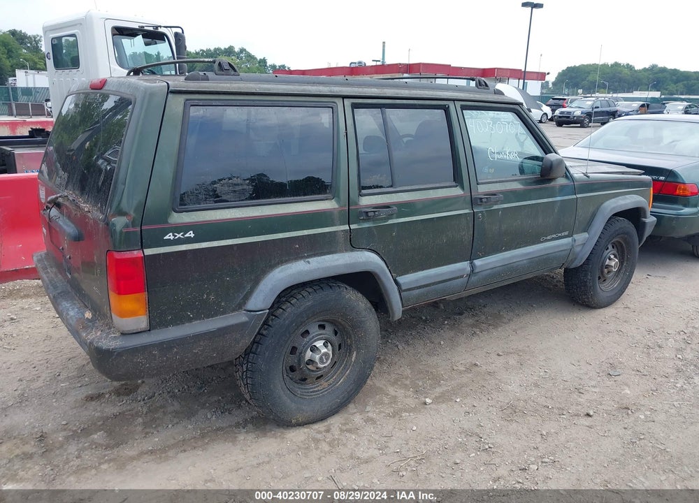 1998 JEEP CHEROKEE SUV (4 DOOR) VIN: 1J4FJ68B7WL130455