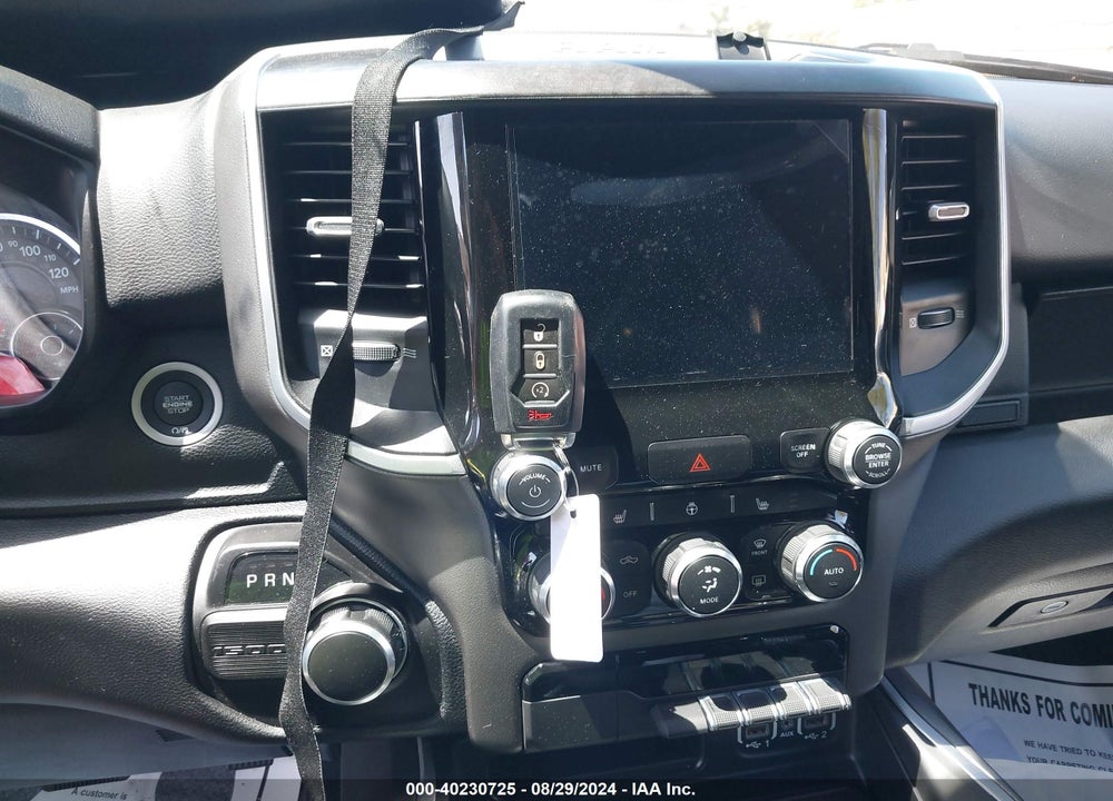 2022 RAM 1500 BIG HORN 4X2 5'7 BOX VIN: 1C6RREFT6NN393550