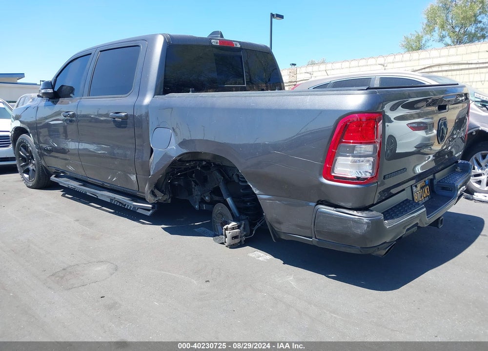 2022 RAM 1500 BIG HORN 4X2 5'7 BOX VIN: 1C6RREFT6NN393550