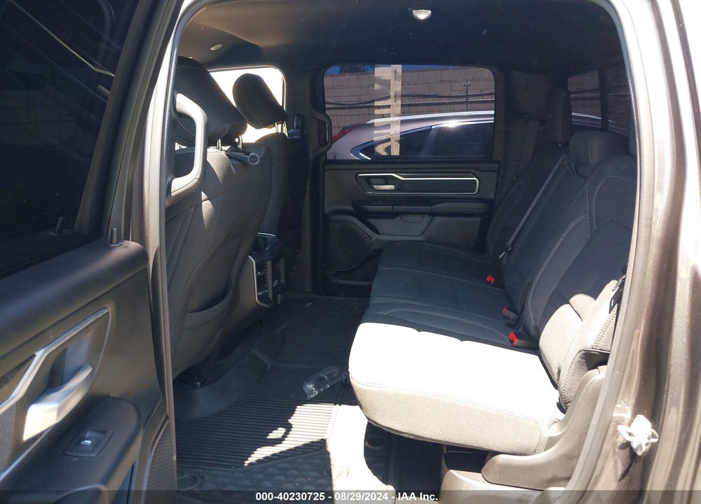 2022 RAM 1500 BIG HORN 4X2 5'7 BOX VIN: 1C6RREFT6NN393550
