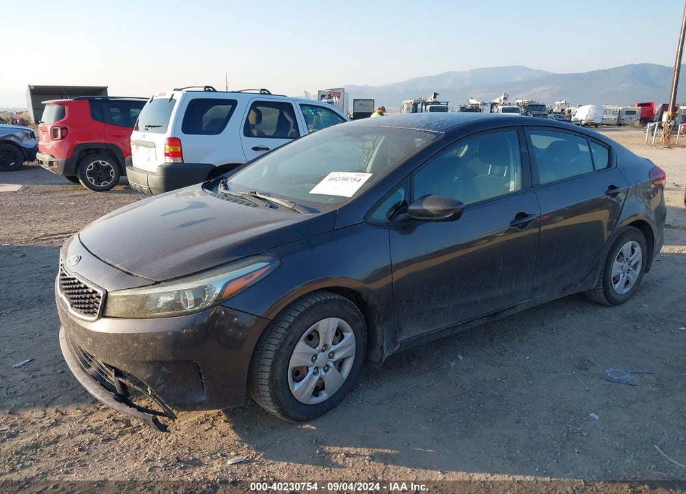 2017 KIA FORTE LX VIN: 3KPFK4A76HE143075